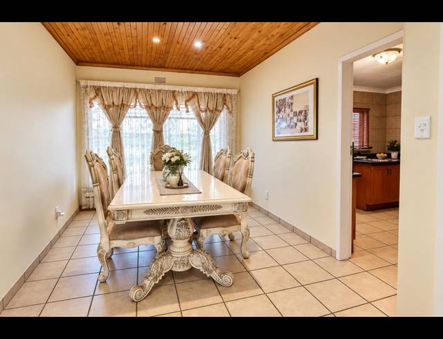4 BEDROOM HOUSE FOR SALE IN THREE RIVERS
